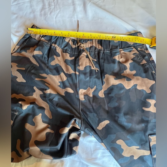 ZYIA Camouflage Jogger Pants - Picture 7 of 11